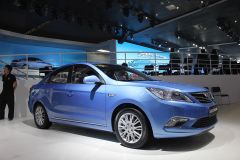 长安汽车-逸动EADO