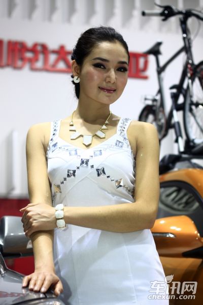 东风悦达起亚9号车模