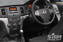 双龙汽车-柯兰多(进口)-2.0T 四驱自动豪华导航版