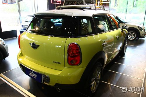 MINI MINI COUNTRYMAN