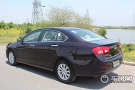 奇瑞汽车-东方之子-2.0 CVT尊雅型