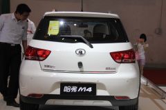长城汽车-哈弗M4