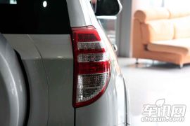一汽丰田-丰田RAV4-2.0AT 经典版