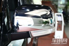 三菱-帕杰罗(进口)-3.0L 豪华版