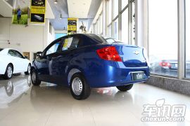 通用雪佛兰-赛欧-1.2L 手动理想版