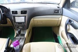 奇瑞汽车-旗云5-1.8 手动精英版