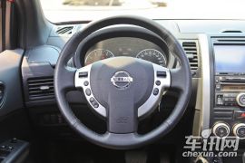 东风日产-奇骏-2.5L XV 至尊版 CVT 4WD