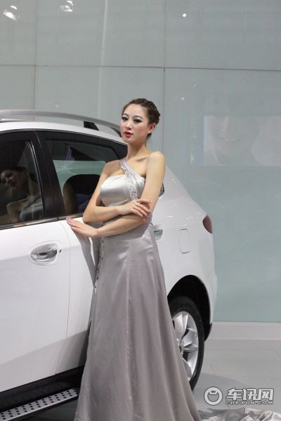 东风裕隆2号车模