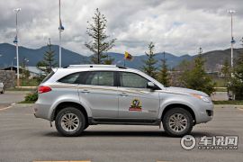 江铃汽车-驭胜-2.4T 四驱5座超豪华型