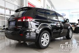 斯巴鲁-驰鹏-3.6 7座基本型