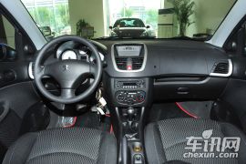 东风标致-标致207-1.4L 手动品乐版