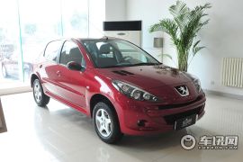 东风标致-标致207-两厢 1.4L 手动品乐版