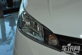 郑州日产-NV200-1.6 尊贵型 223座