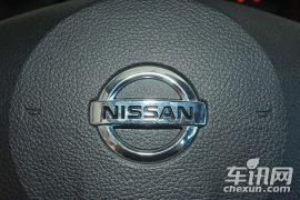 郑州日产-NV200-1.6 尊贵型 223座