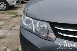 众泰汽车-众泰Z300-1.5 尊贵型