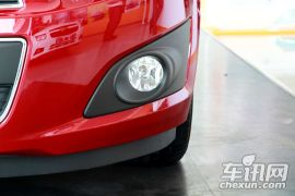 通用雪佛兰-爱唯欧-三厢 1.6 AT SX