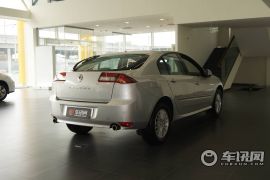 雷诺-拉古那-2.0T 舒适版