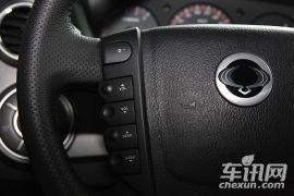 双龙汽车-爱腾-2.3 两驱精英汽油版