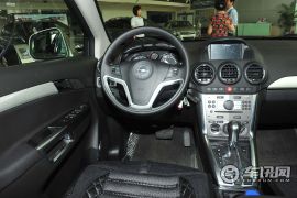 欧宝-安德拉-2.4 豪华四驱版