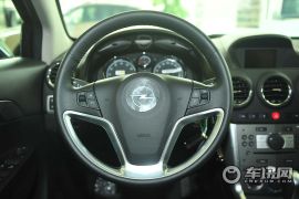 欧宝-安德拉-2.4 豪华四驱版