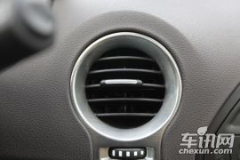 雷诺-科雷傲-2.5 四驱豪华导航版