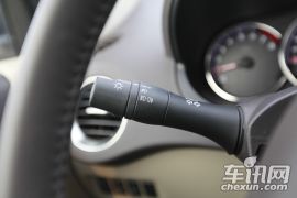 雷诺-科雷傲-2.5 四驱豪华导航版