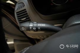 现代-新胜达（进口）-2.4 豪华版 七座四驱