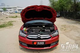 东风雪铁龙-世嘉-两厢 2.0自动乐骋型