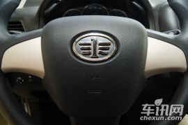 天津一汽-威志V5-1.5L 精英型