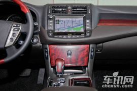 一汽丰田-皇冠-V6 3.0 Royal Saloon