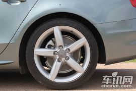 一汽奥迪-奥迪A4L- 40 TFSI quattro运动型