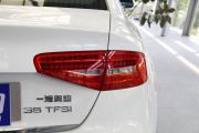 一汽奥迪-奥迪A4L-35 TFSI 自动标准型