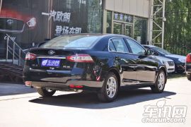 一汽奔腾-奔腾B90-2.0L 自动导航型