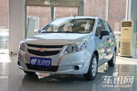通用雪佛兰-赛欧-两厢 1.2L 手动理想版
