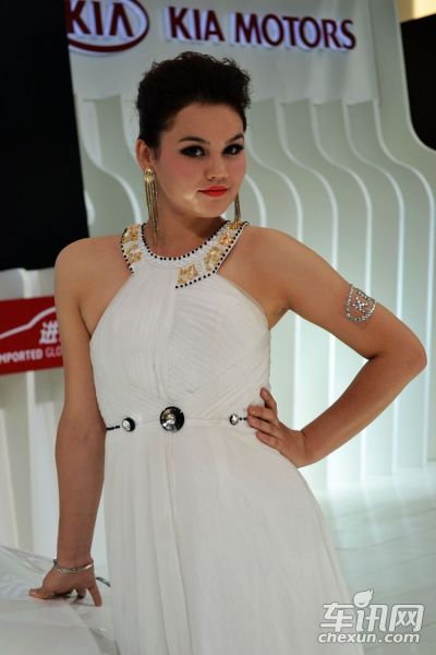 东风悦达起亚3号车模