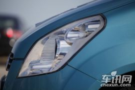 昌河铃木-派喜Splash-1.4 尊贵型