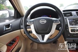 比亚迪-比亚迪G6-2.0L 手动豪华型