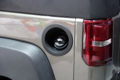 北京汽车-北京汽车B70V