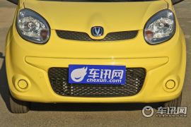 长安汽车-奔奔MINI-1.0L 手动亲情版