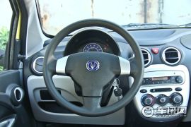 长安汽车-奔奔MINI-1.0L 手动亲情版