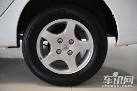 东风标致-标致207-两厢 1.4L 手动驭乐版