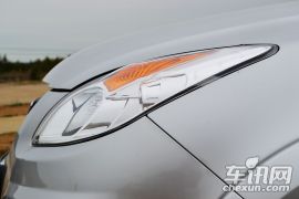 江铃汽车-域虎-2.4T两驱柴油手动(LX)