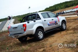 江铃汽车-域虎-2.4T两驱柴油手动(LX)