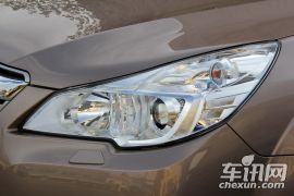 斯巴鲁-傲虎-2.5i 豪华版