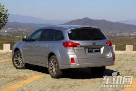 斯巴鲁-傲虎-2.5i 运动导航版