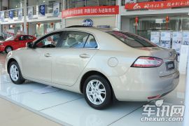 一汽奔腾-奔腾B90-2.3L 自动旗舰型