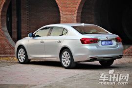 上海汽车-荣威950-2.4L 豪华行政版