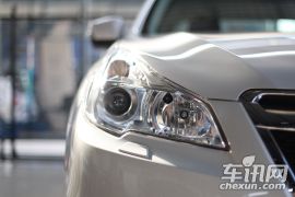 斯巴鲁-力狮-2.5i-X 豪华版