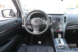 斯巴鲁-傲虎-2.5i 豪华版