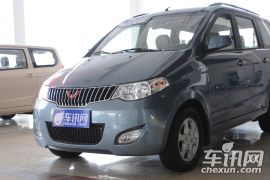 上汽通用五菱-五菱宏光-1.4L 豪华型  ￥6.08